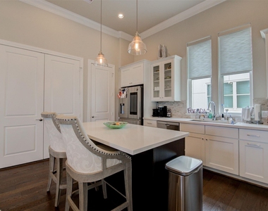 9664 Knight Road - Photo Thumbnail 20