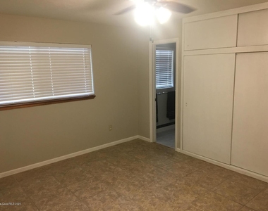 530 Allen Drive - Photo Thumbnail 4