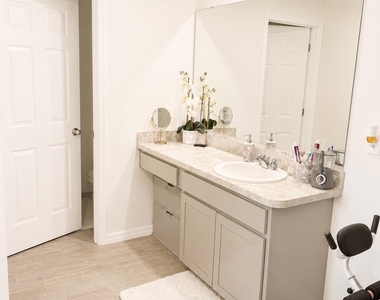 3197 Westover Avenue Se - Photo Thumbnail 10