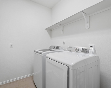 4703 Goldeneye Drive - Photo Thumbnail 18
