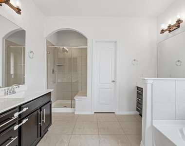 4703 Goldeneye Drive - Photo Thumbnail 27