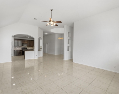 4703 Goldeneye Drive - Photo Thumbnail 24