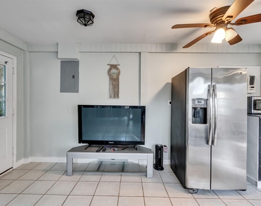 3529 Avenue M - Photo Thumbnail 14
