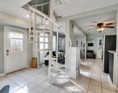 3529 Avenue M - Photo Thumbnail 8