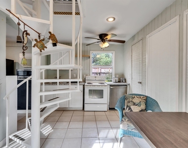3529 Avenue M - Photo Thumbnail 9
