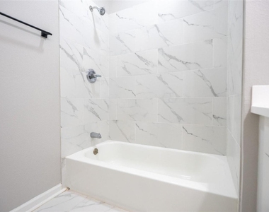 2519 Washington Street - Photo Thumbnail 25