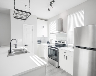 2519 Washington Street - Photo Thumbnail 30