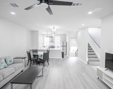 2519 Washington Street - Photo Thumbnail 28
