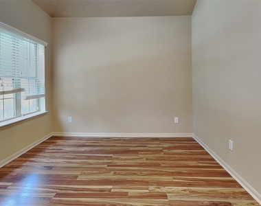 1411 Cameron Park Lane - Photo Thumbnail 1