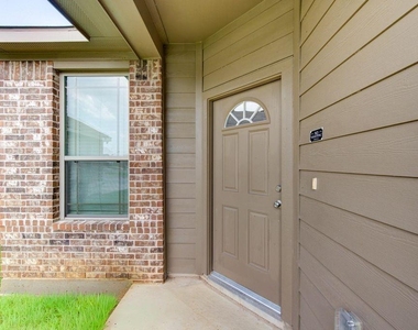 14469 Sugar Pines Drive - Photo Thumbnail 3