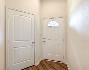 14469 Sugar Pines Drive - Photo Thumbnail 4