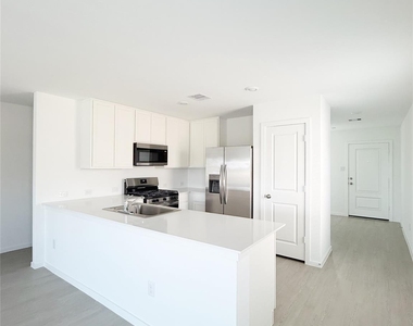 14704 S Ascot Bend Circle - Photo Thumbnail 4