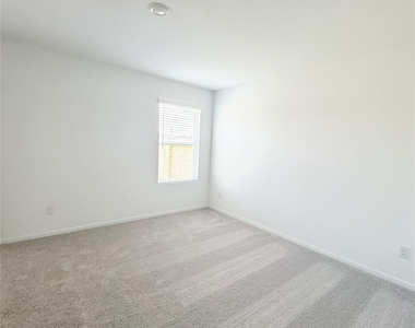 14704 S Ascot Bend Circle - Photo Thumbnail 7