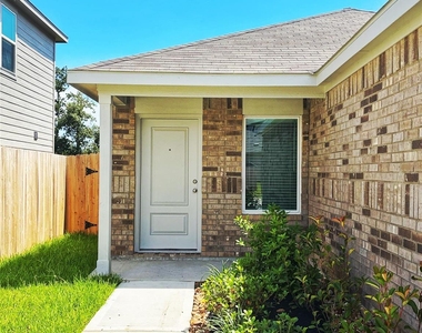 14704 S Ascot Bend Circle - Photo Thumbnail 1