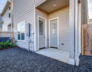 11014 Crescent Light Way - Photo Thumbnail 16