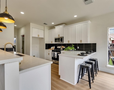 246 Cedar Elm Lane - Photo Thumbnail 17