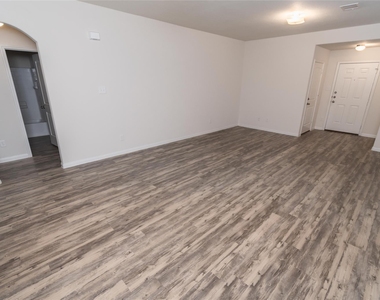 5819 Long Arbor Lane - Photo Thumbnail 3