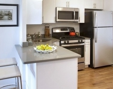 South End Avenue - Photo Thumbnail 1