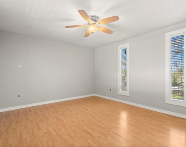 907 Northbend Drive - Photo Thumbnail 19