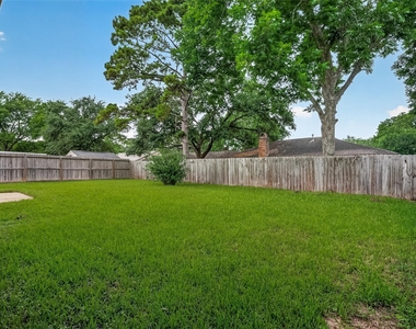 16451 Cavendish Drive - Photo Thumbnail 31