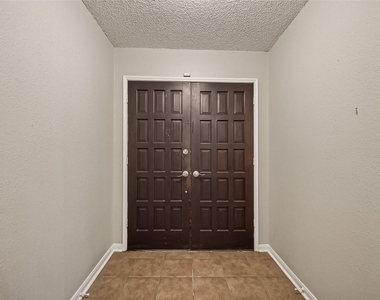 16451 Cavendish Drive - Photo Thumbnail 5
