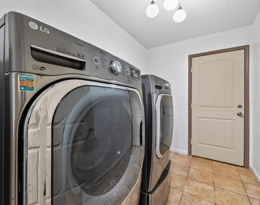 9322 Limestone Ranch Ln - Photo Thumbnail 24