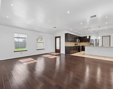 9322 Limestone Ranch Ln - Photo Thumbnail 23