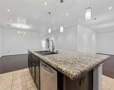 9322 Limestone Ranch Ln - Photo Thumbnail 18