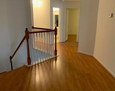 15203 Possumwood Drive - Photo Thumbnail 10