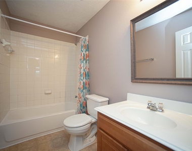 29314 Legends Bluff Drive - Photo Thumbnail 11