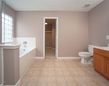 29314 Legends Bluff Drive - Photo Thumbnail 4
