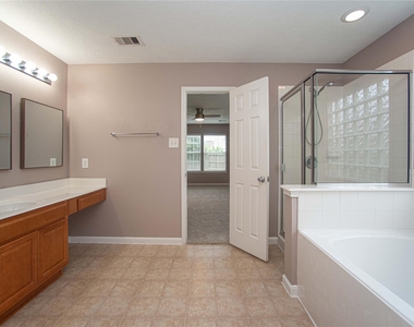 29314 Legends Bluff Drive - Photo Thumbnail 3