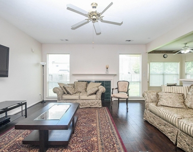 15715 Brookwood Lake Place - Photo Thumbnail 6