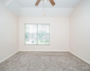 15715 Brookwood Lake Place - Photo Thumbnail 13