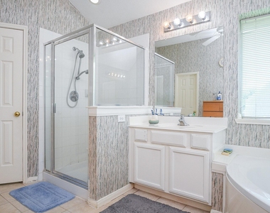 15715 Brookwood Lake Place - Photo Thumbnail 11