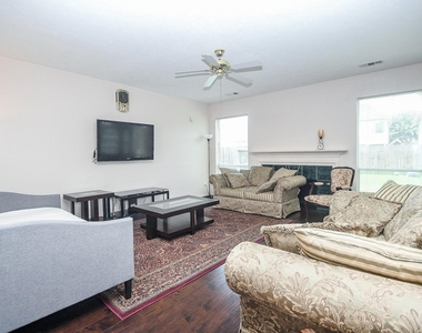 15715 Brookwood Lake Place - Photo Thumbnail 7
