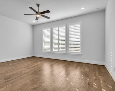 16 Clearview Terrace Place - Photo Thumbnail 18