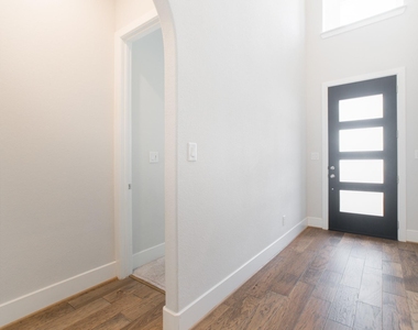 16 Clearview Terrace Place - Photo Thumbnail 5