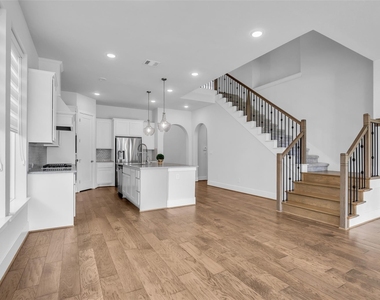 16 Clearview Terrace Place - Photo Thumbnail 12