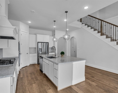 16 Clearview Terrace Place - Photo Thumbnail 10