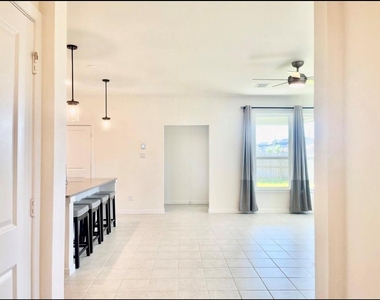 7802 Winter Hawk Circle - Photo Thumbnail 8