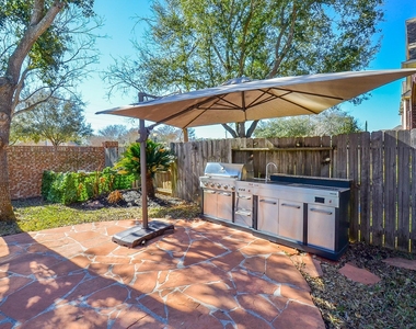 5835 Stratford Gardens Drive - Photo Thumbnail 25