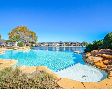 5835 Stratford Gardens Drive - Photo Thumbnail 35