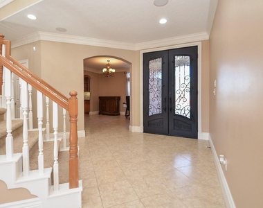 5835 Stratford Gardens Drive - Photo Thumbnail 1