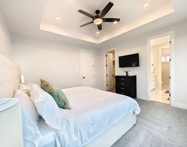 1606 Malvern Street - Photo Thumbnail 11