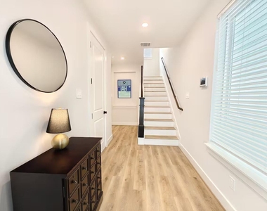1606 Malvern Street - Photo Thumbnail 29