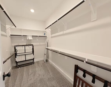 1606 Malvern Street - Photo Thumbnail 12