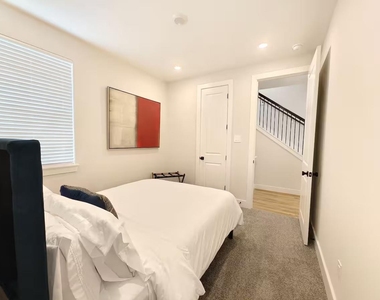 1606 Malvern Street - Photo Thumbnail 4