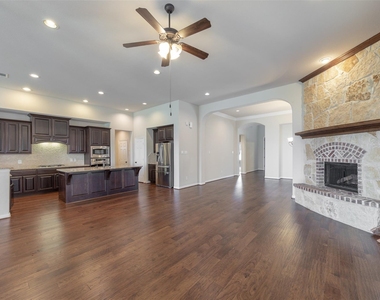 10406 Mossback Pine Road - Photo Thumbnail 25