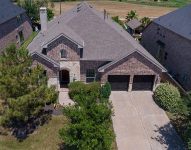 10406 Mossback Pine Road - Photo Thumbnail 1